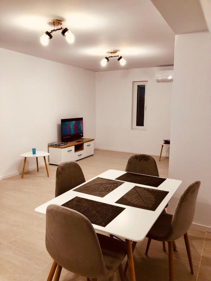 New And Modern Apartments In Villa, Near City Center M36 Timisoara Ngoại thất bức ảnh